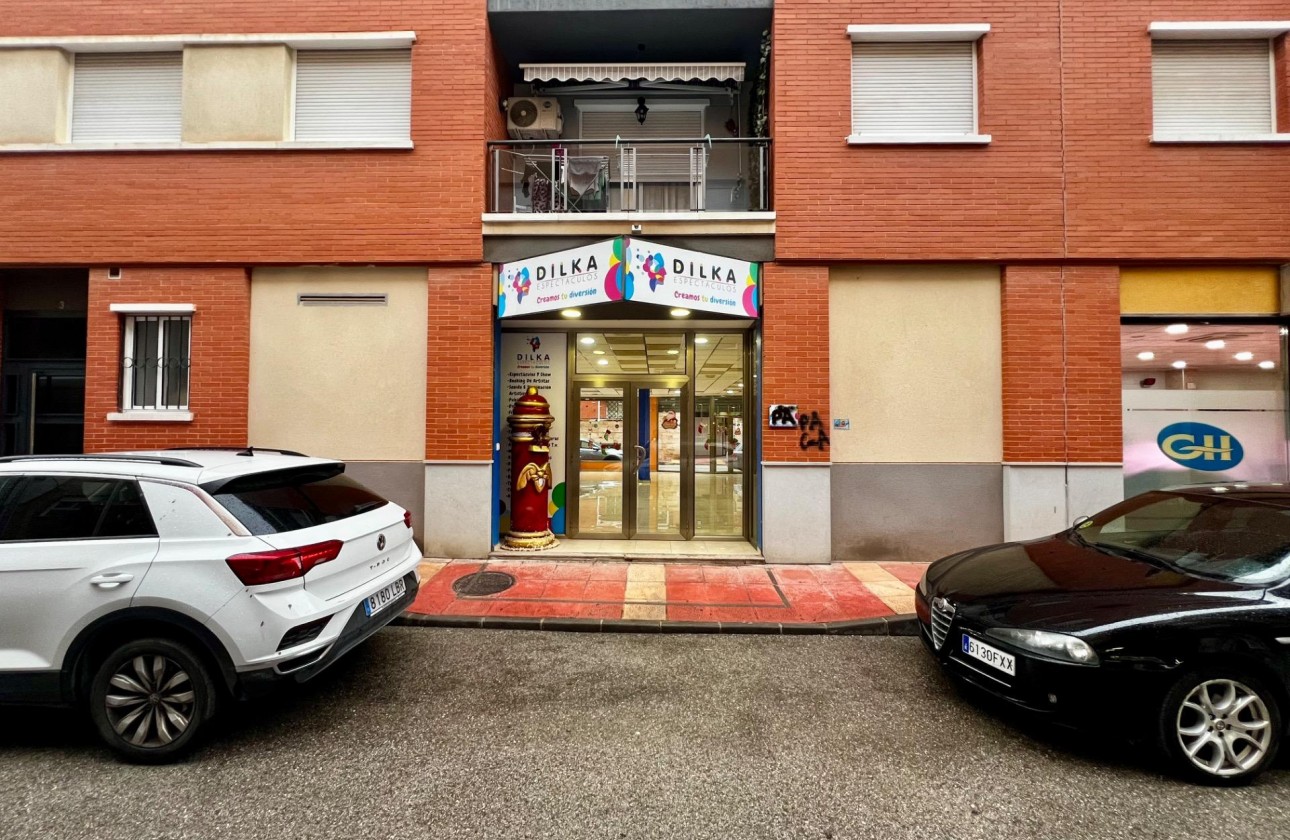 Reventa - Comercial - Beniel