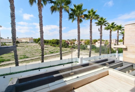 Resale - Villa - Orihuela Costa - Lomas de Cabo Roig
