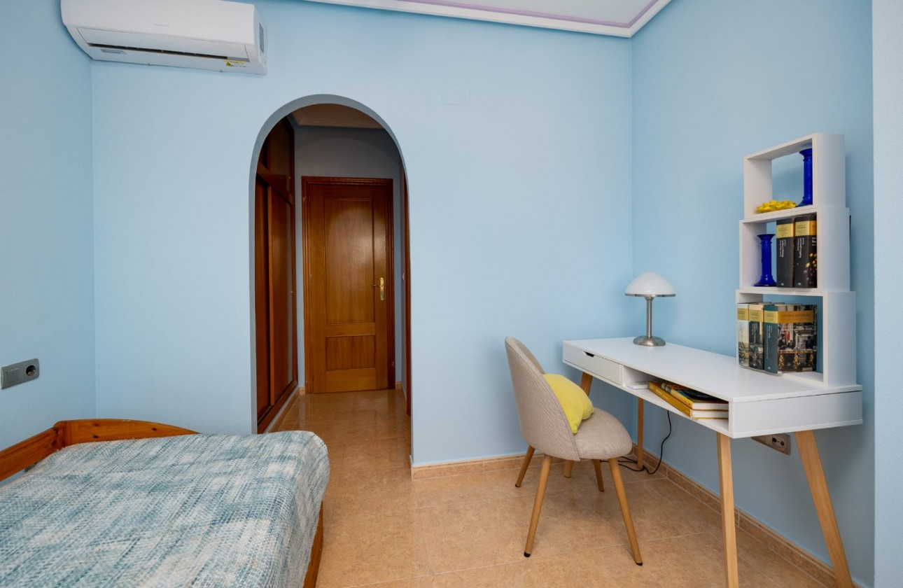 Reventa - Apartamento / piso - Jacarilla