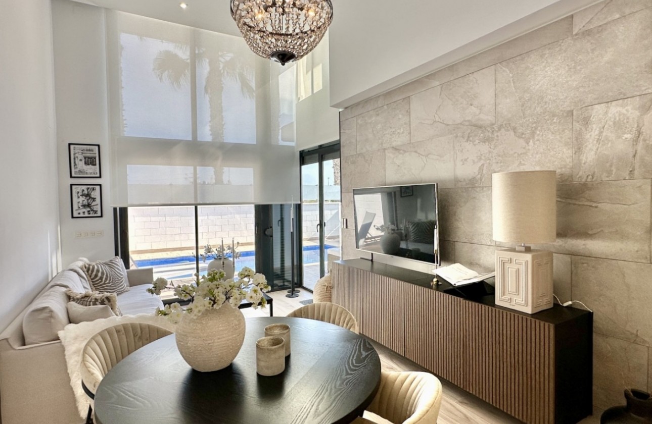 Resale - Villa - Orihuela Costa - Lomas de Cabo Roig