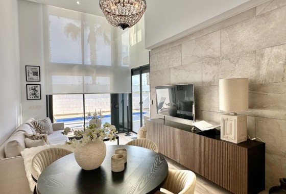 Resale - Villa - Orihuela Costa - Lomas de Cabo Roig