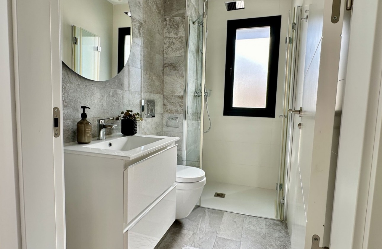 Resale - Villa - Orihuela Costa - Lomas de Cabo Roig