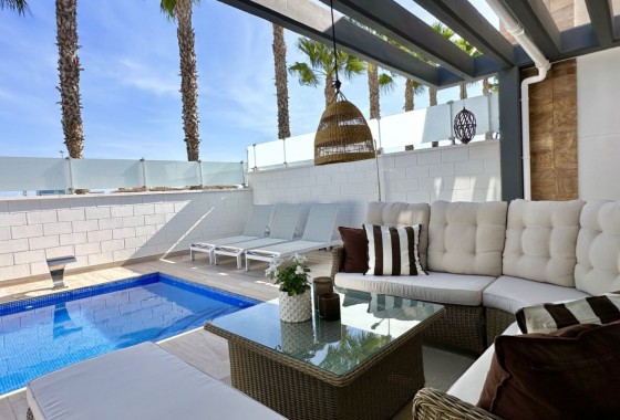 Resale - Villa - Orihuela Costa - Lomas de Cabo Roig