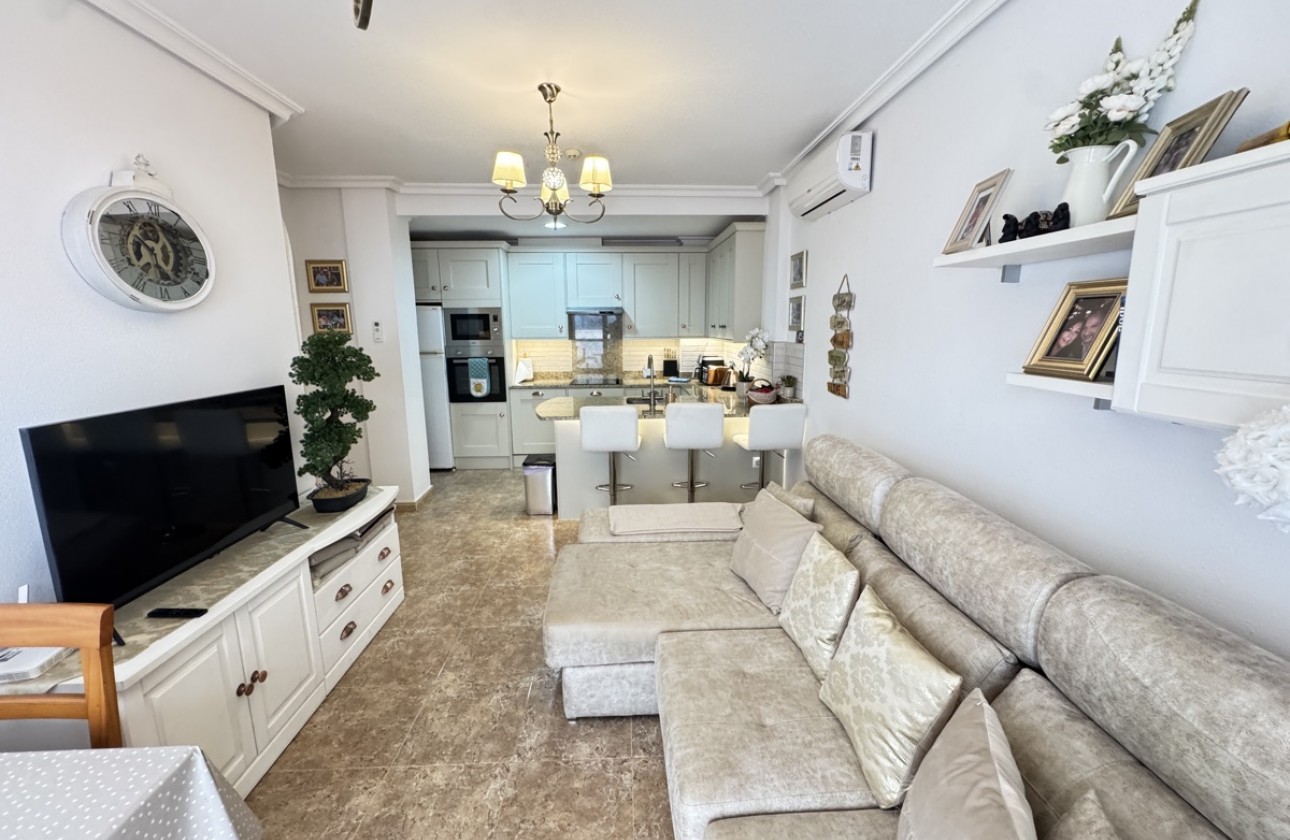 Resale - Apartment / flat - Cabo Roig