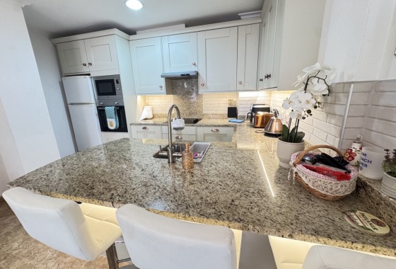 Resale - Apartment / flat - Cabo Roig