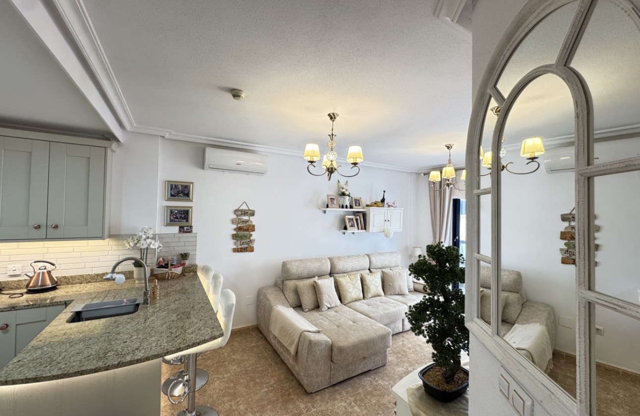 Resale - Apartment / flat - Cabo Roig