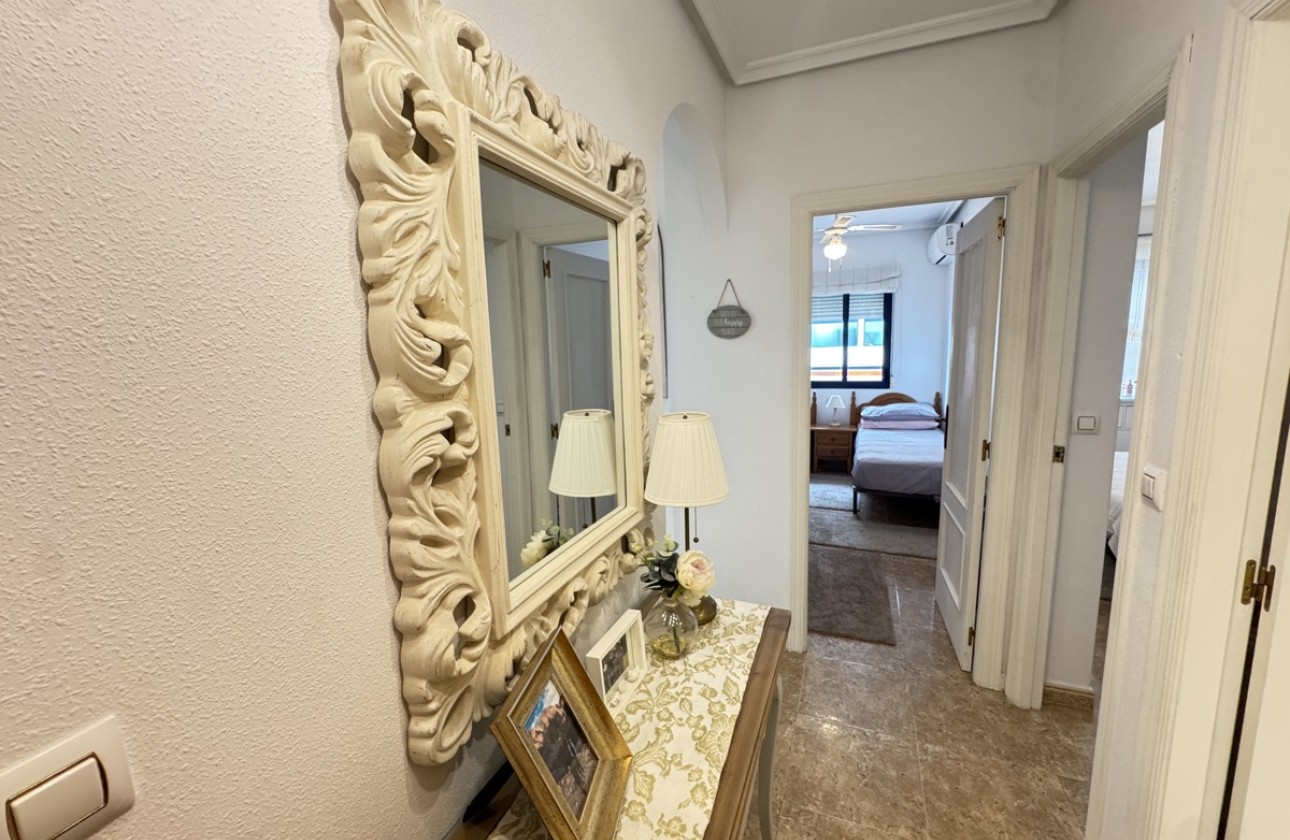 Resale - Apartment / flat - Cabo Roig