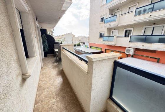 Resale - Apartment / flat - Cabo Roig