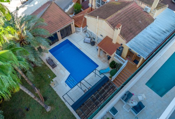 Revente - Villa - Torrevieja - Los balcones