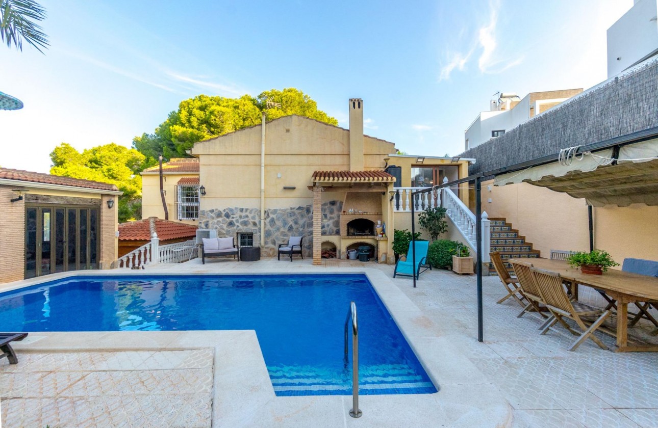 Revente - Villa - Torrevieja - Los balcones