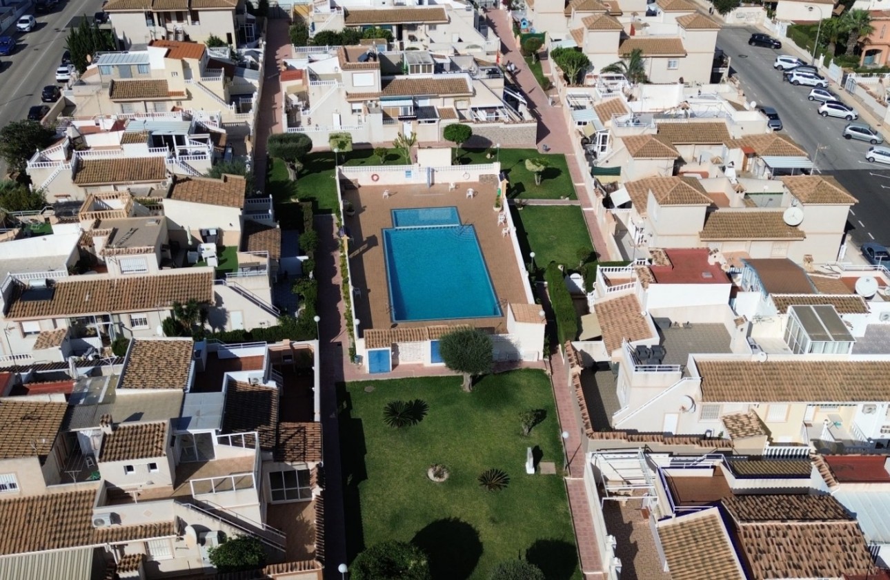Resale - Villa - Orihuela Costa - Los Altos