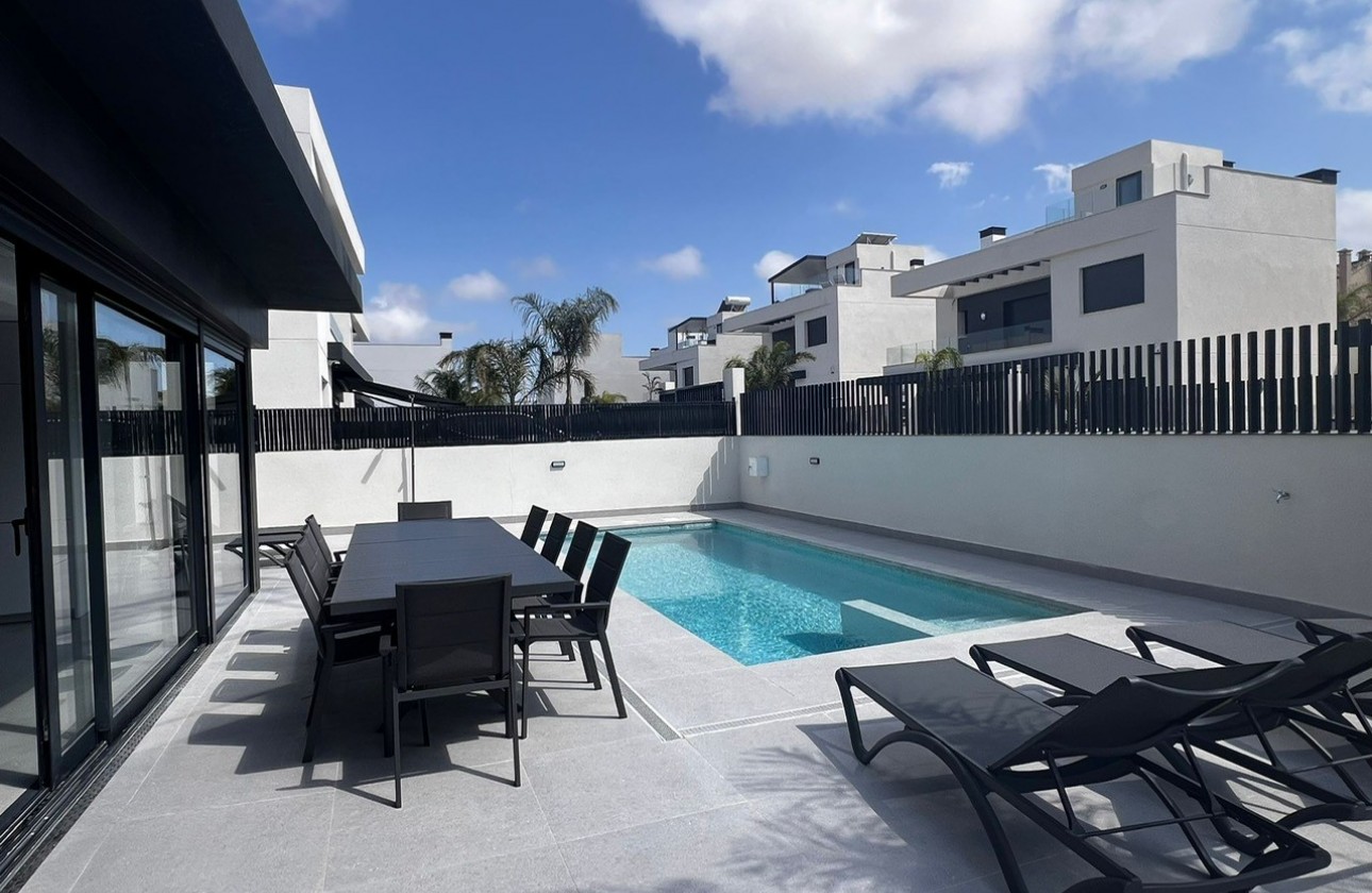 Revente - Chalet / Villa - Algorfa - La Finca Golf Resort