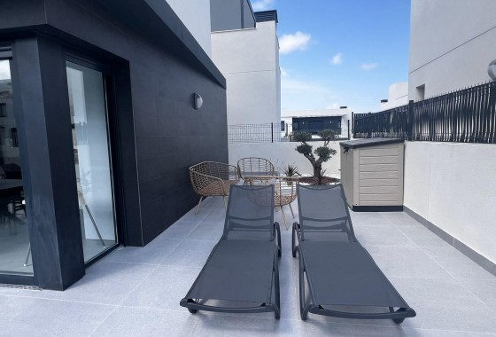 Revente - Chalet / Villa - Algorfa - La Finca Golf Resort