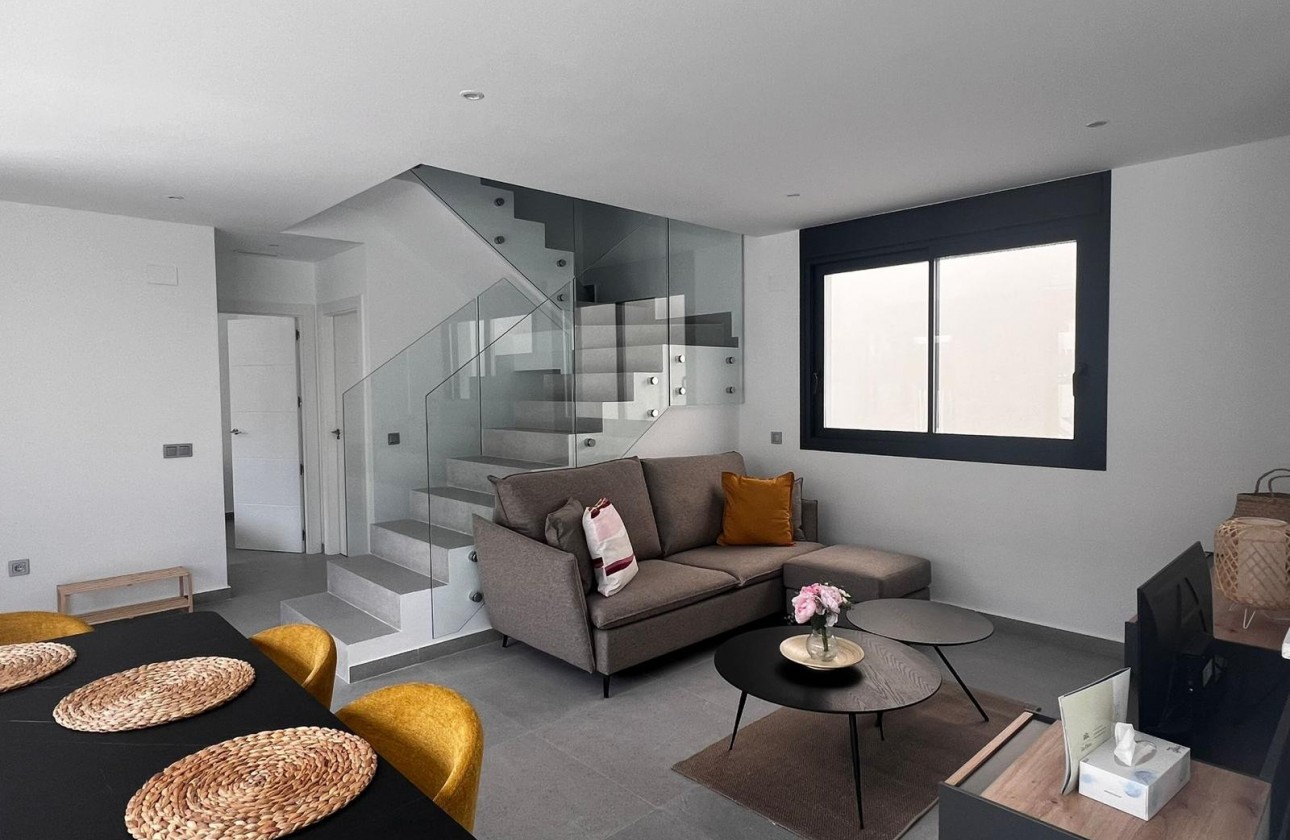 Revente - Chalet / Villa - Algorfa - La Finca Golf Resort