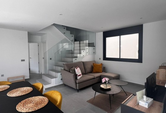 Revente - Chalet / Villa - Algorfa - La Finca Golf Resort