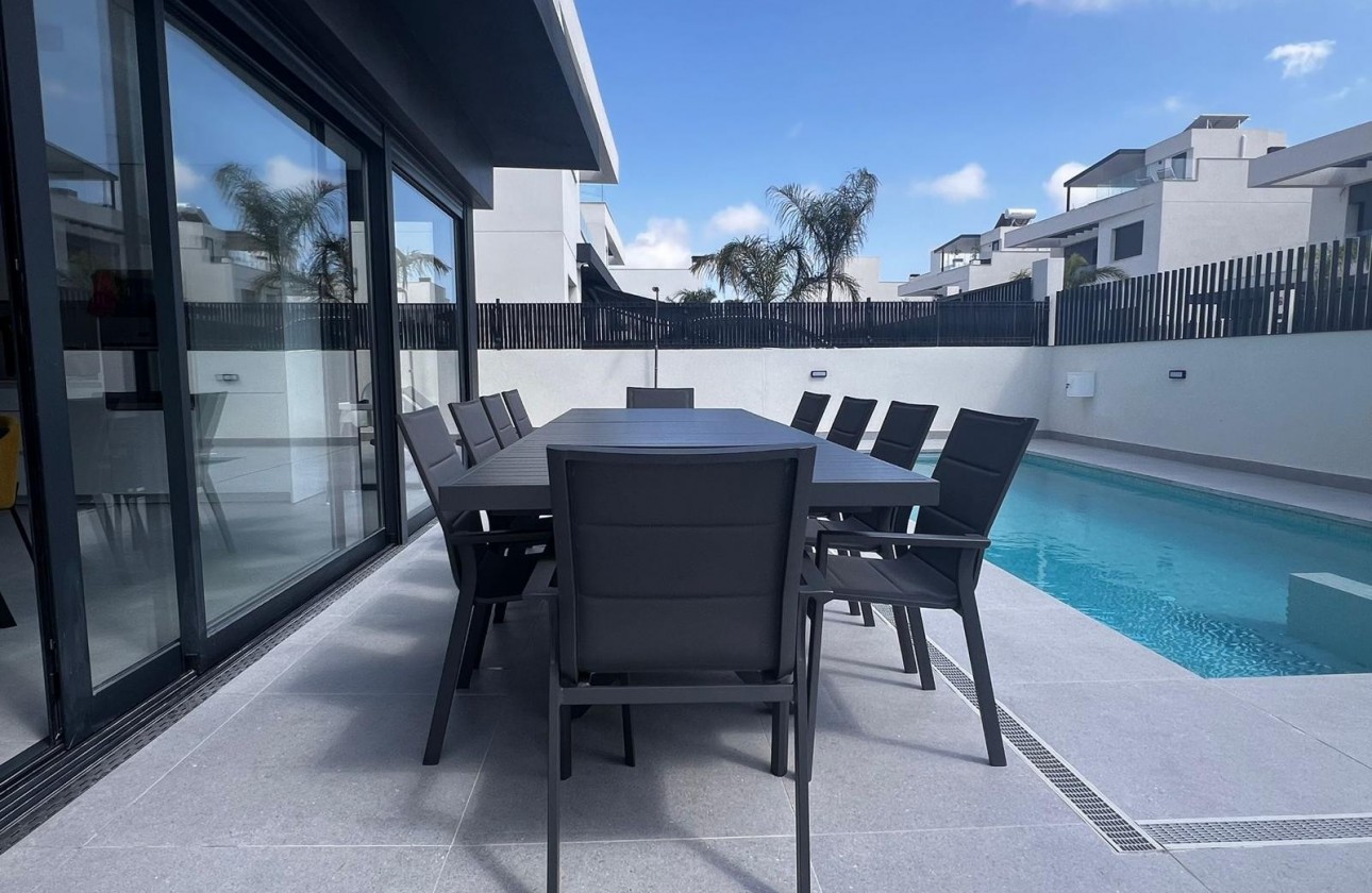 Revente - Chalet / Villa - Algorfa - La Finca Golf Resort