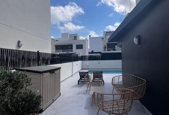 Revente - Chalet / Villa - Algorfa - La Finca Golf Resort