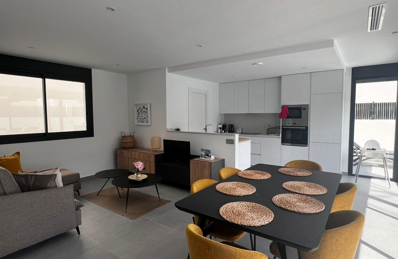 Revente - Chalet / Villa - Algorfa - La Finca Golf Resort