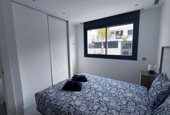 Revente - Chalet / Villa - Algorfa - La Finca Golf Resort