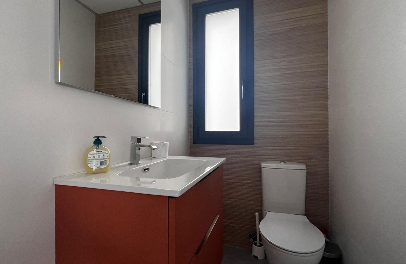 Revente - Chalet / Villa - Algorfa - La Finca Golf Resort