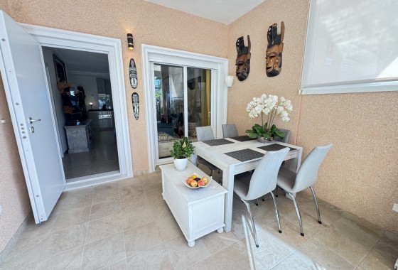 Resale - Apartment / flat - Villamartin