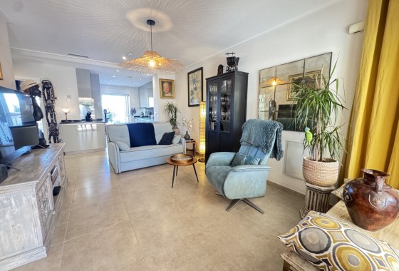 Resale - Apartment / flat - Villamartin