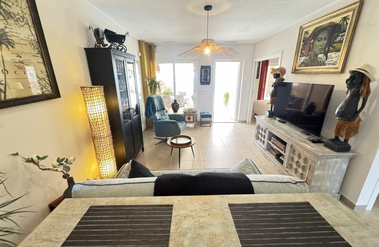 Resale - Apartment / flat - Villamartin