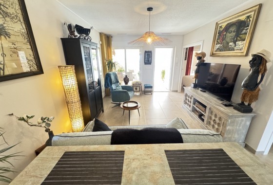 Resale - Apartment / flat - Villamartin