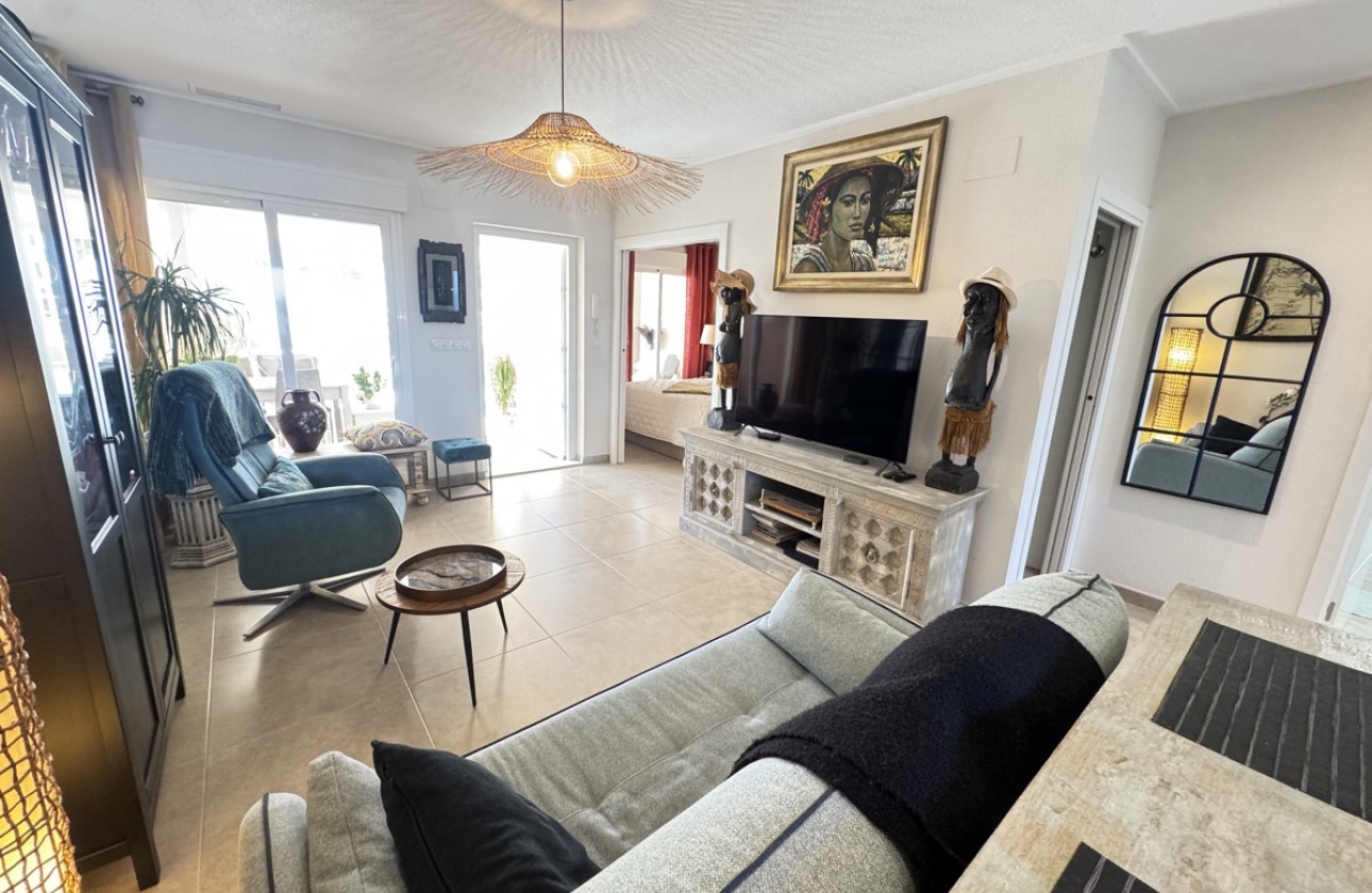 Resale - Apartment / flat - Villamartin