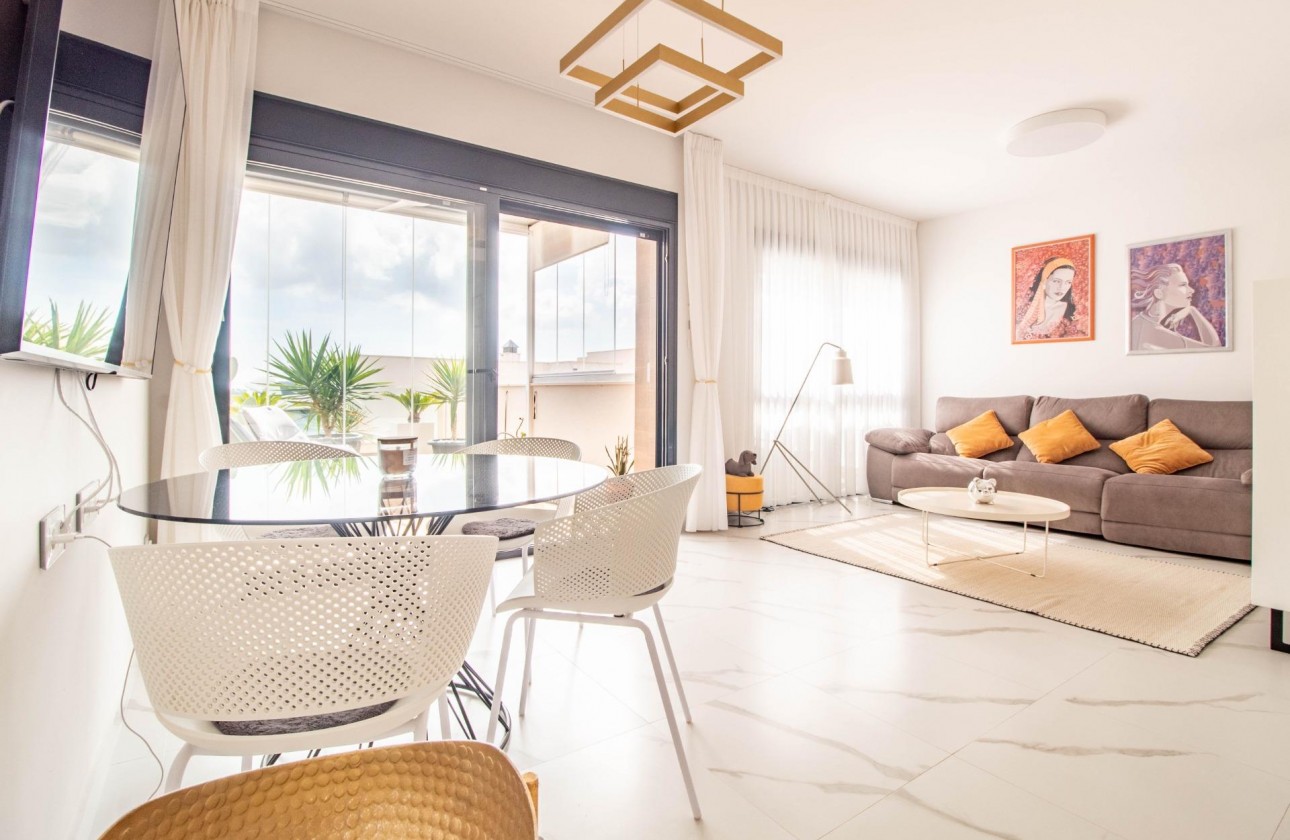 Resale - Apartment / flat - San Miguel de Salinas