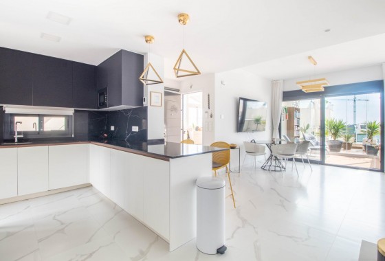 Resale - Apartment / flat - San Miguel de Salinas