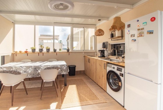 Resale - Apartment / flat - San Miguel de Salinas