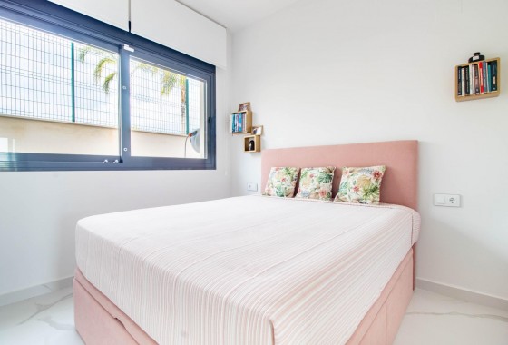 Resale - Apartment / flat - San Miguel de Salinas