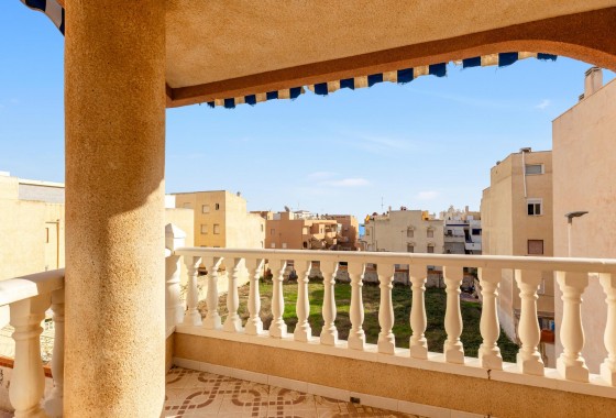 Resale - Apartment / flat - Torrevieja - La Mata