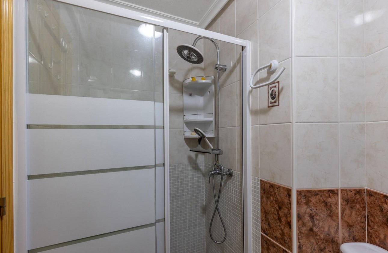 Resale - Apartment / flat - Torrevieja - La Mata