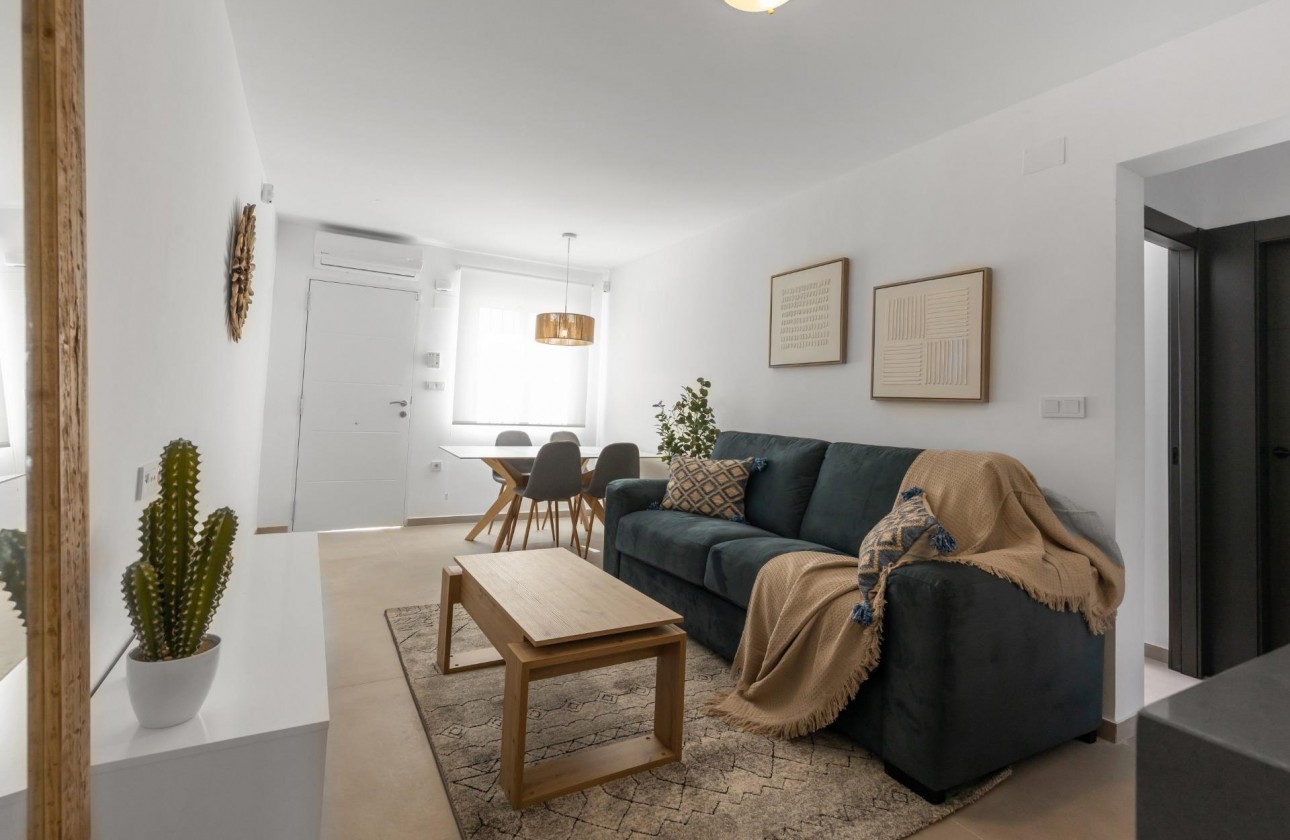 Alquiler a largo plazo - Bungalow - Torrevieja - Zona los Frutales