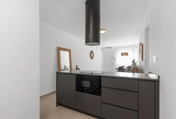 Alquiler a largo plazo - Bungalow - Torrevieja - Zona los Frutales