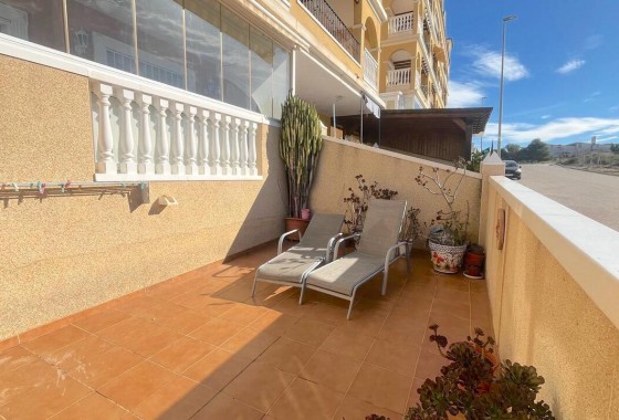 Reventa - Apartamento / piso - Algorfa