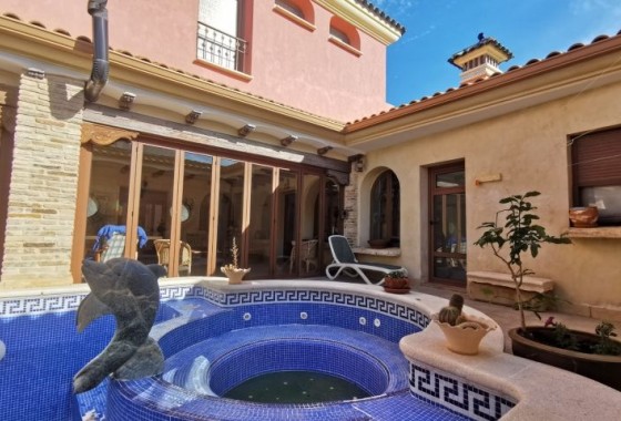 Revente - Villa - Orihuela