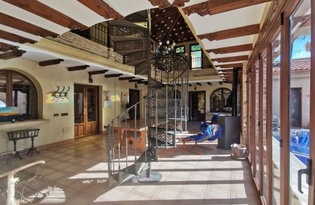 Revente - Villa - Orihuela