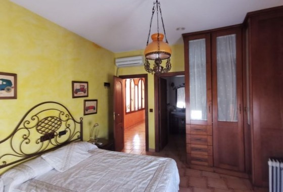 Revente - Villa - Orihuela