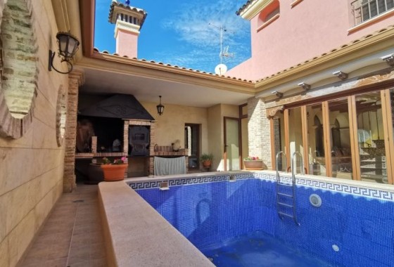 Revente - Villa - Orihuela
