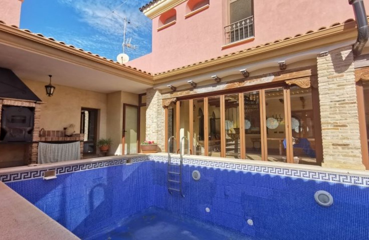 Revente - Villa - Orihuela