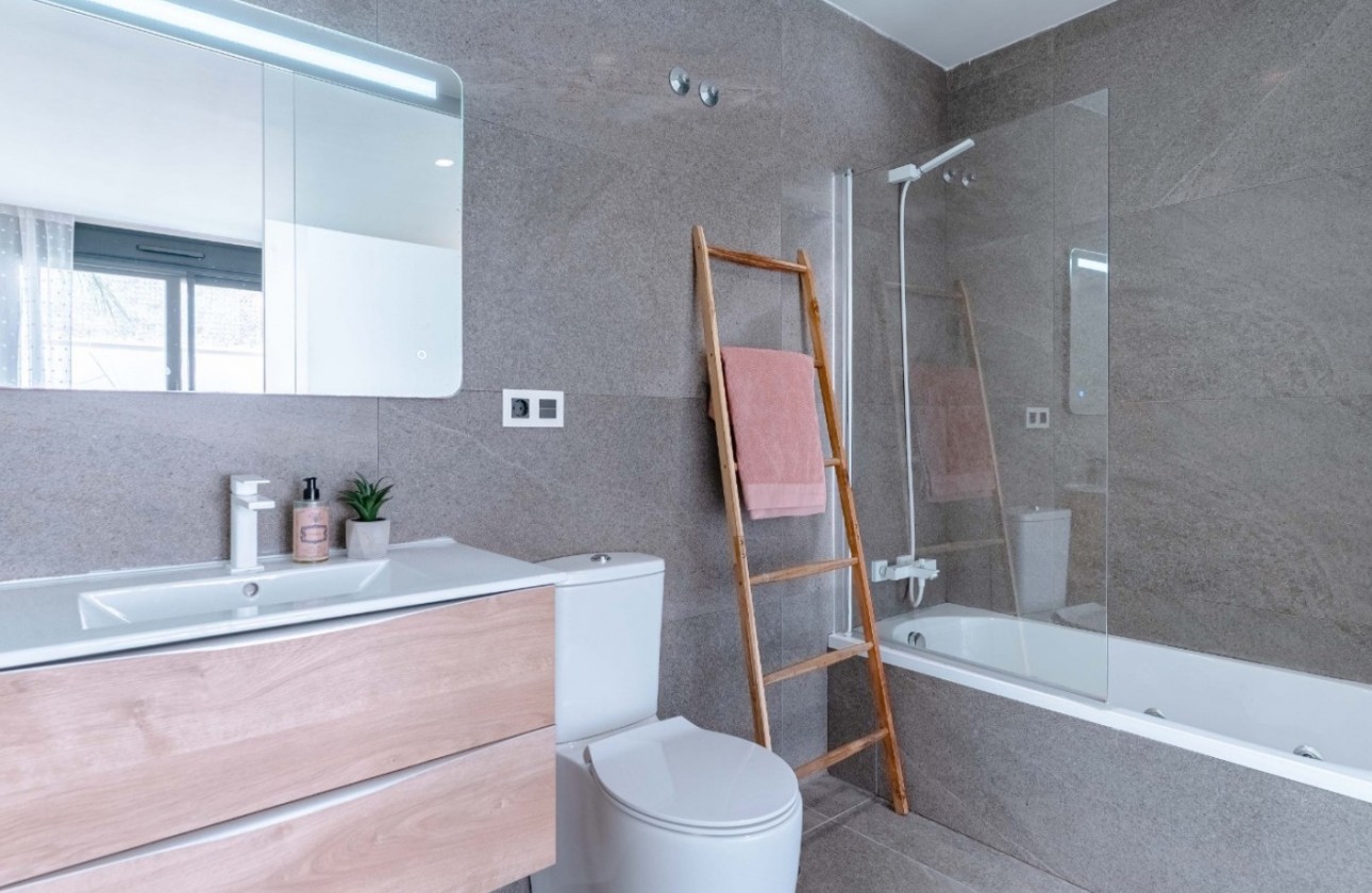 Revente - Villa - San Miguel de Salinas