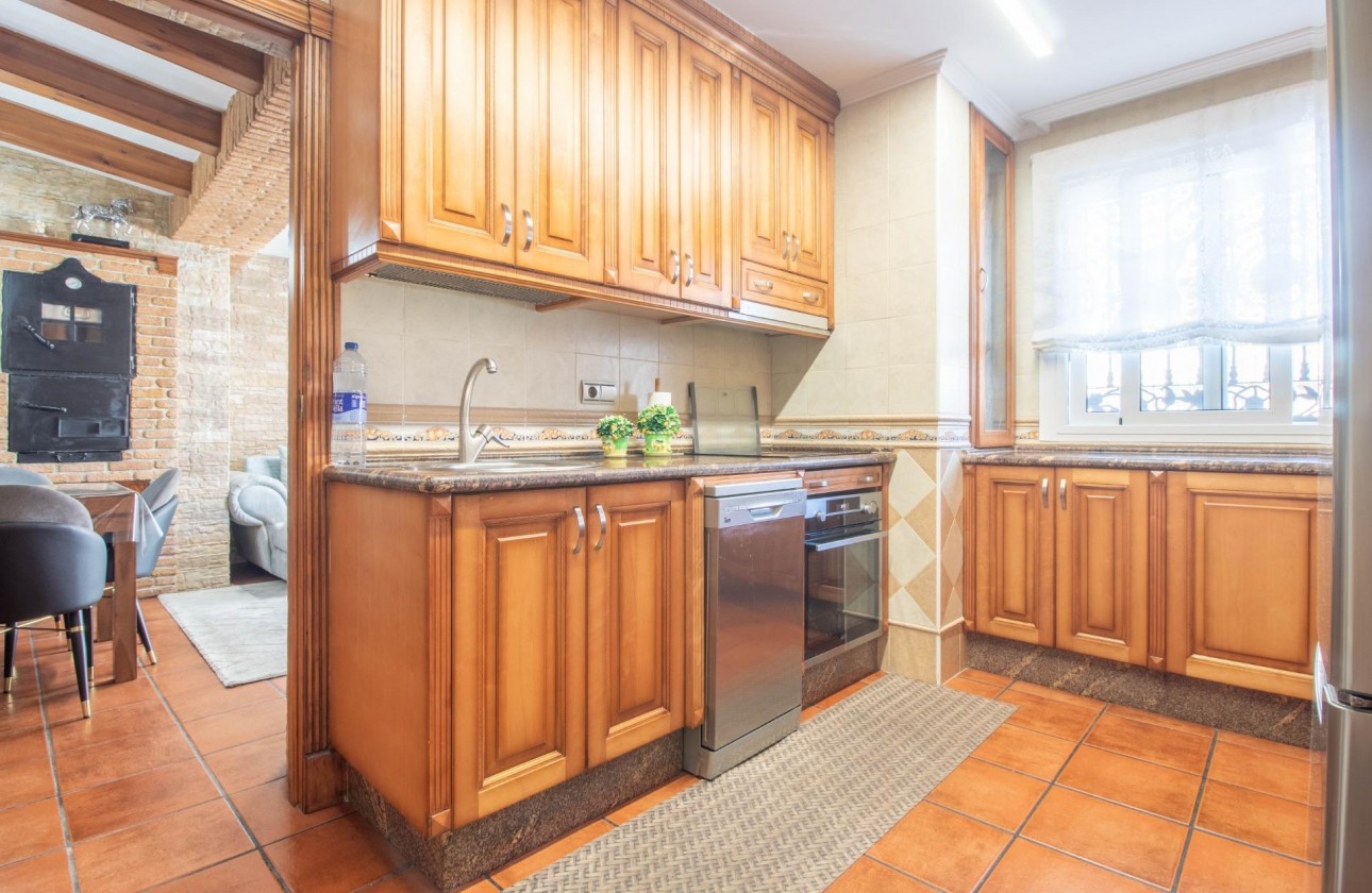 Revente - Villa - Orihuela Costa - La Zenia