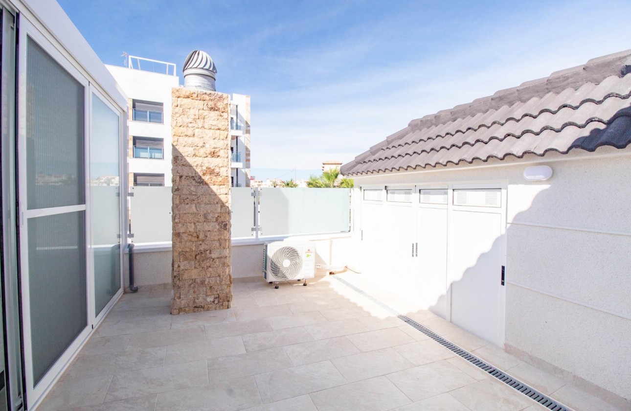 Revente - Villa - Orihuela Costa - La Zenia