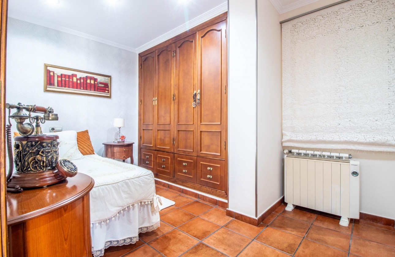 Revente - Villa - Orihuela Costa - La Zenia