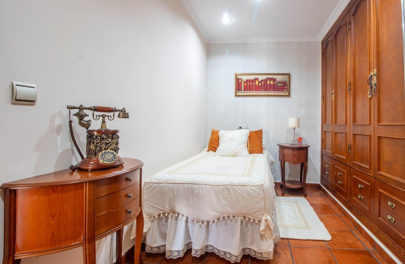 Revente - Villa - Orihuela Costa - La Zenia