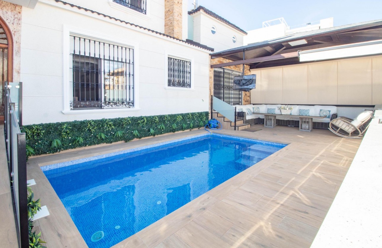 Revente - Villa - Orihuela Costa - La Zenia