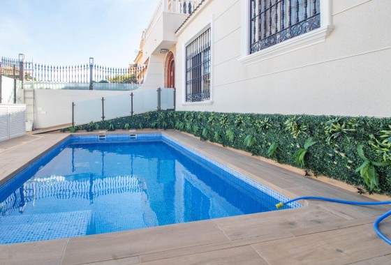 Revente - Villa - Orihuela Costa - La Zenia